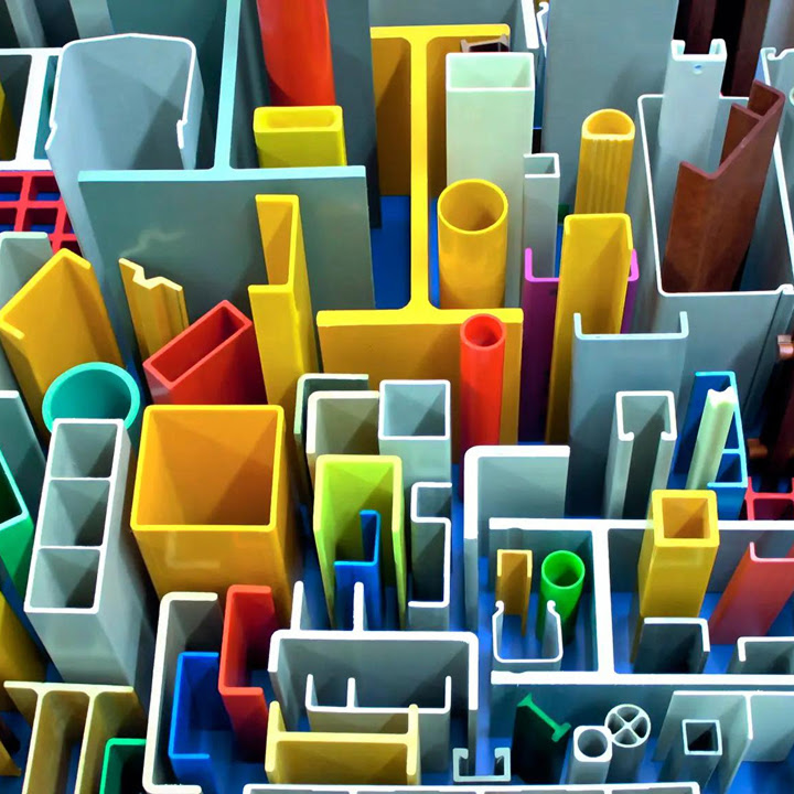 Perfis pultrudados em ambiente industrial